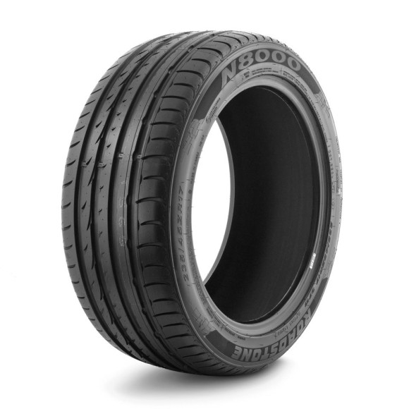 Шины Roadstone  235/35/19  Y 91 N8000  XL  старше 3-х лет